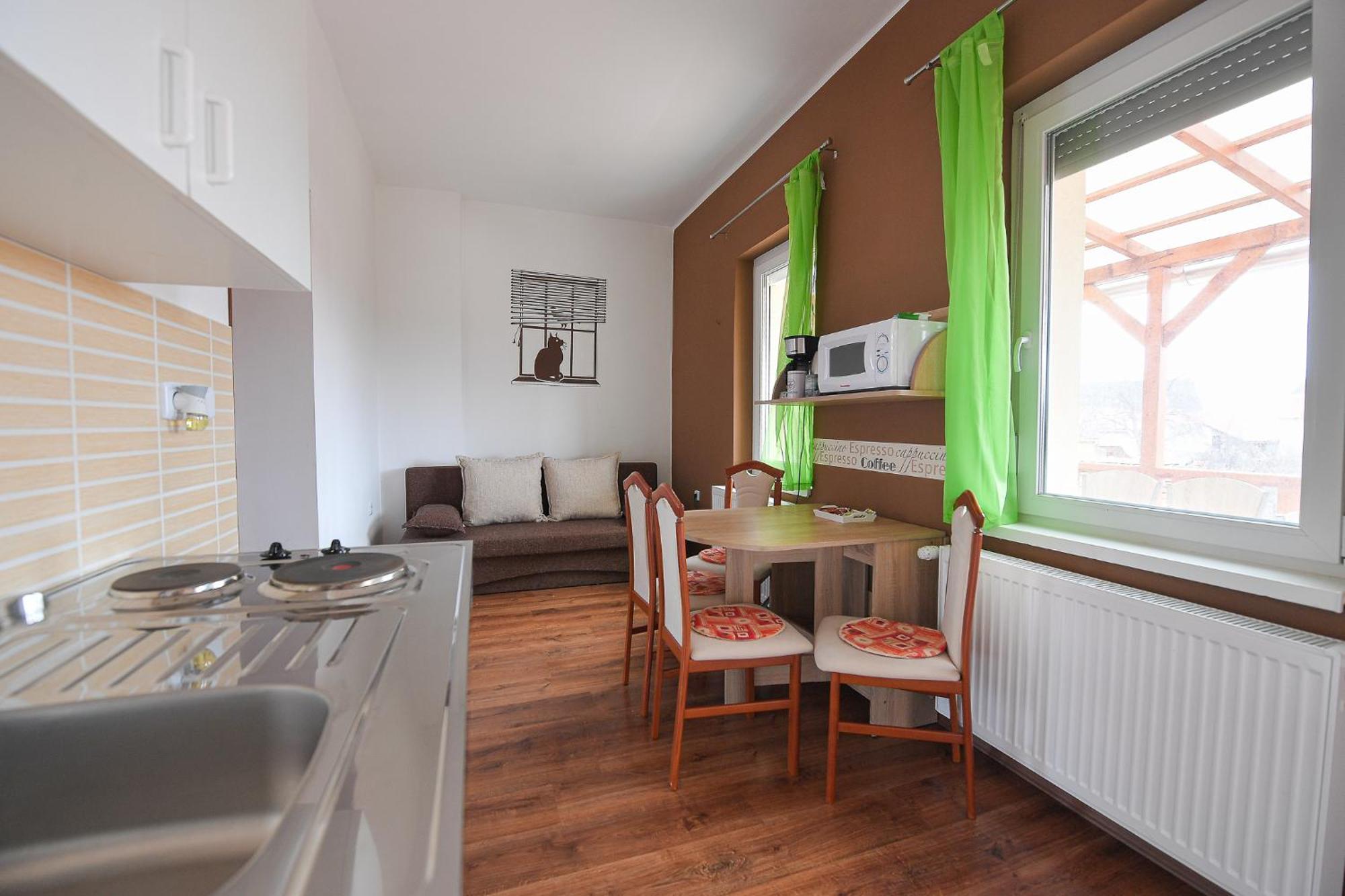 Kokusz Apartmanok Erlau Zimmer foto