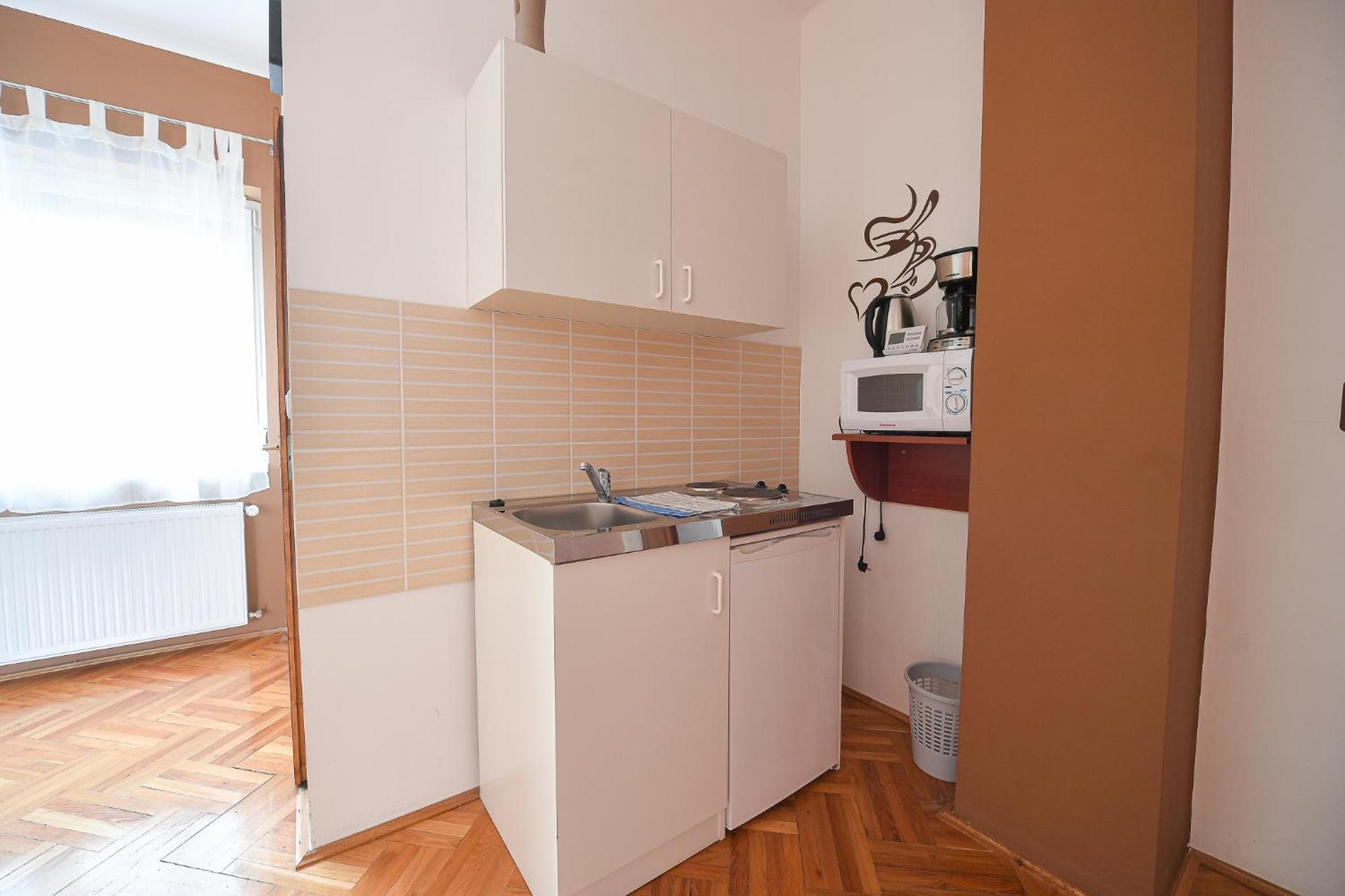 Kokusz Apartmanok Erlau Zimmer foto
