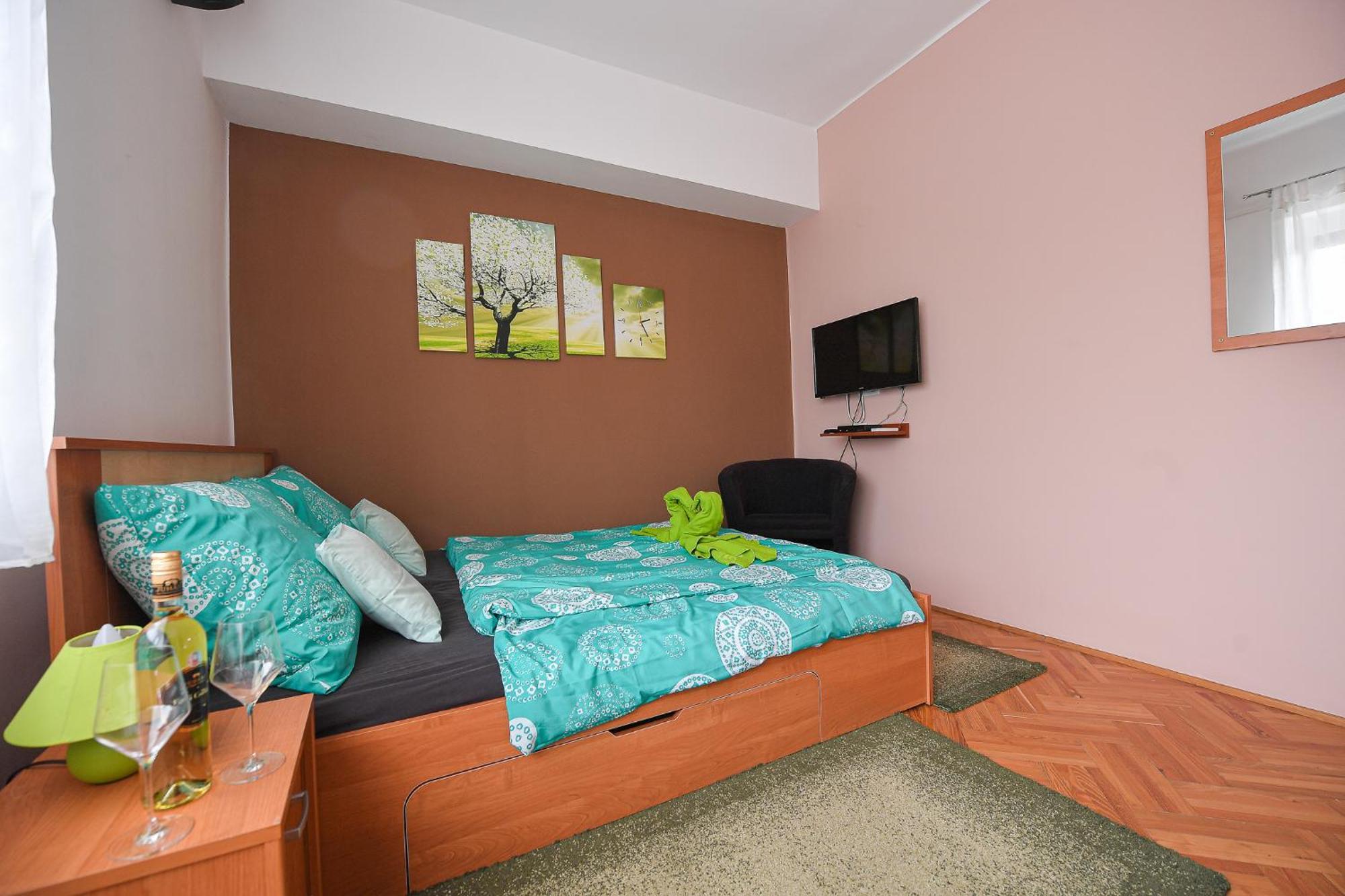 Kokusz Apartmanok Erlau Zimmer foto