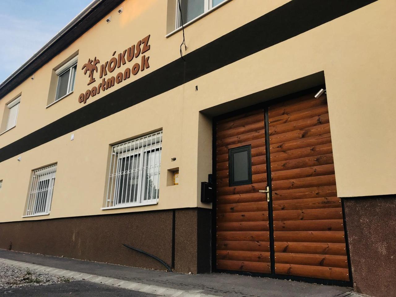 Kokusz Apartmanok Erlau Exterior foto