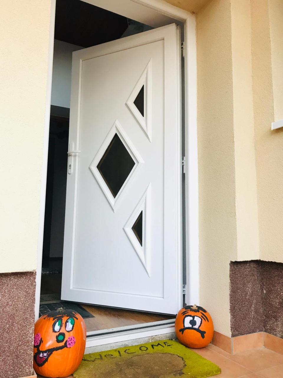 Kokusz Apartmanok Erlau Exterior foto