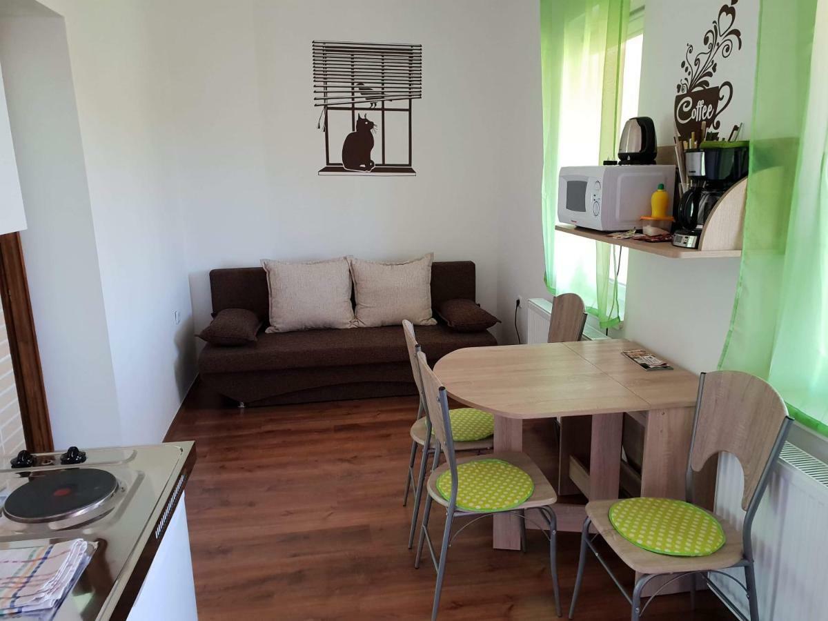 Kokusz Apartmanok Erlau Exterior foto